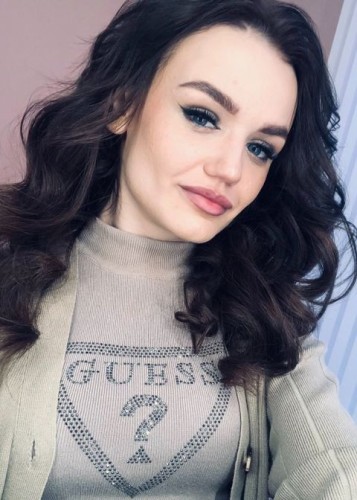Карина, метро Кутузовская Г. Москва
